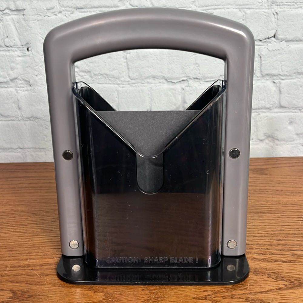 Larien Original Bagel Guillotine Bagel Biter Slicer Commercial Copyright 1996